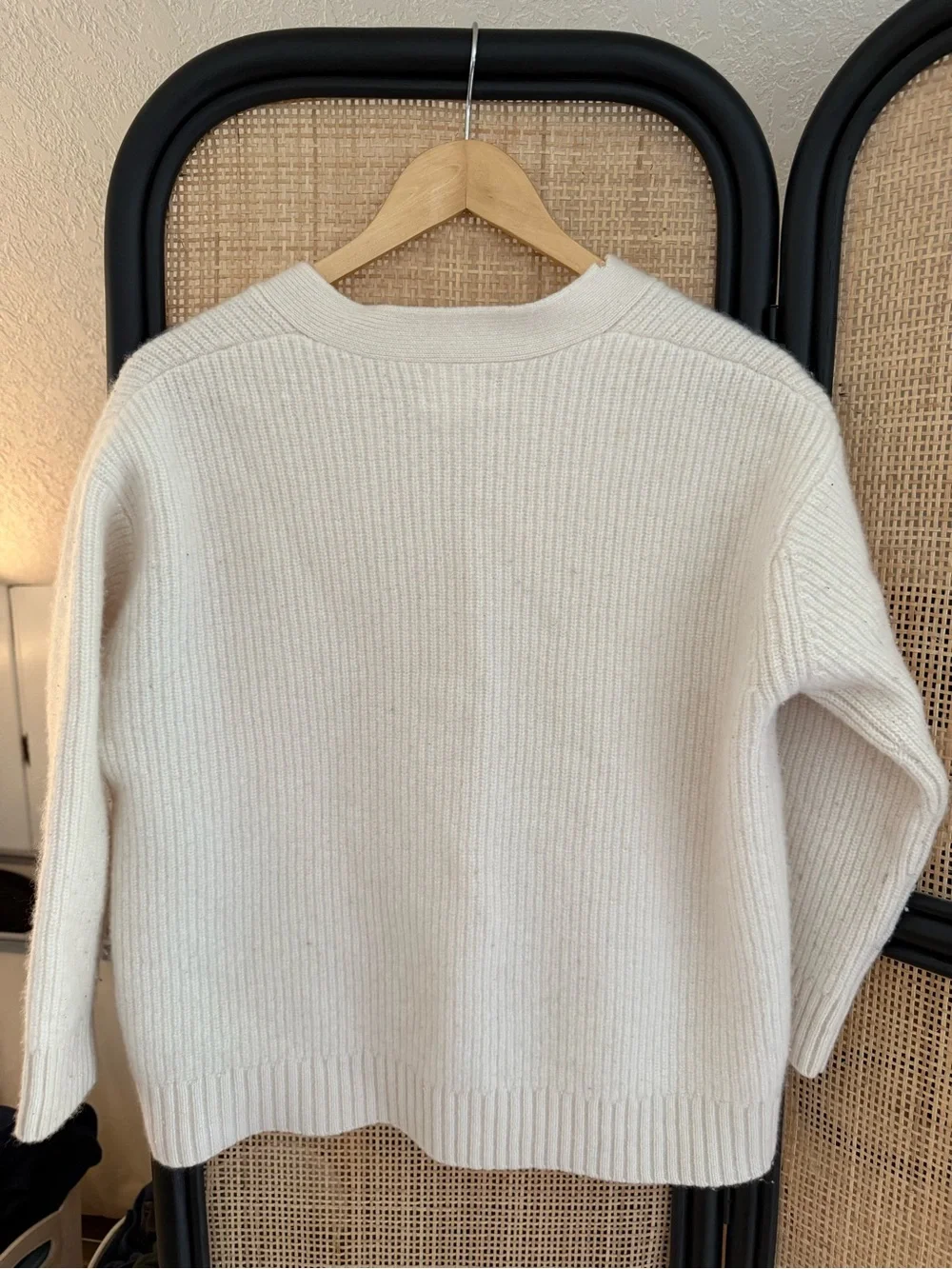 Cozy Earth Women's 100% Cashmere Button Ribbed V-Neck Cardigan Cream Small